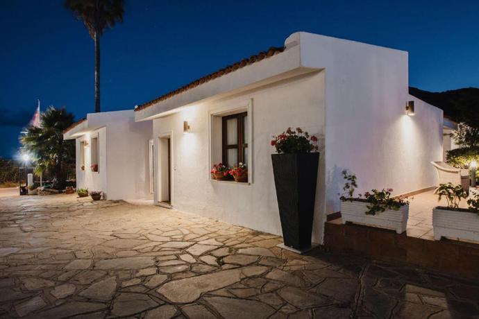 Imagen general del Hotel Resort Fior di Sardegna. Foto 9