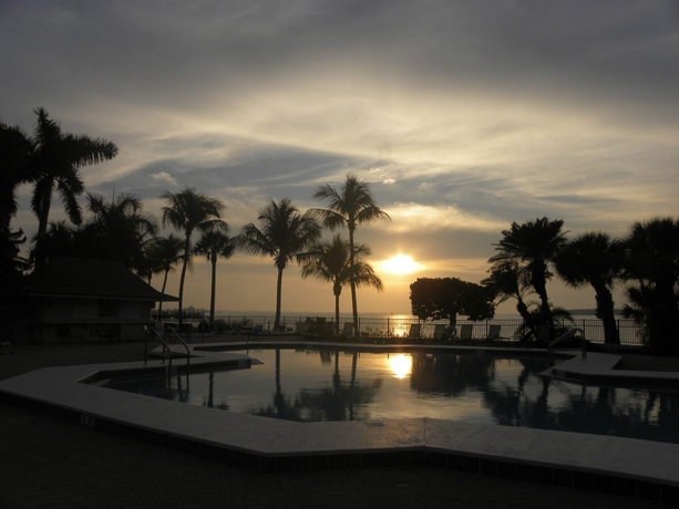Imagen de la piscina del Hotel Resort Harbour Properties. Foto 11