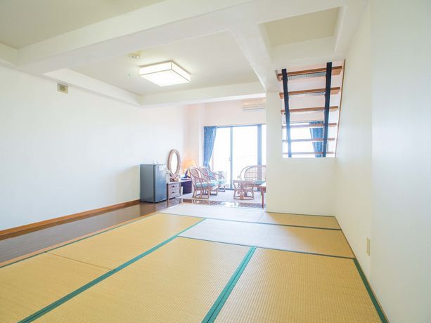 Imagen de la habitación del Hotel Resort Hotel Umibenokajuen. Foto 2