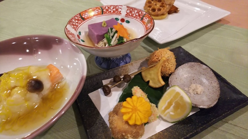 Imagen del bar/restaurante del Hotel Resort House FURUSATO. Foto 3