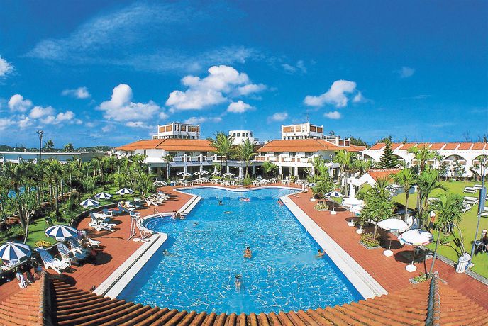 Imagen del bar/restaurante del Hotel Resort Kume Island. Foto 4