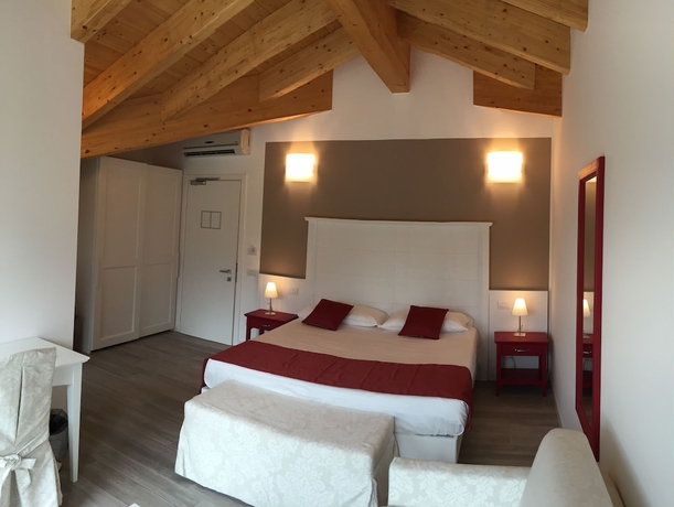 Imagen de la habitación del Hotel Resort Le Vele. Foto 4