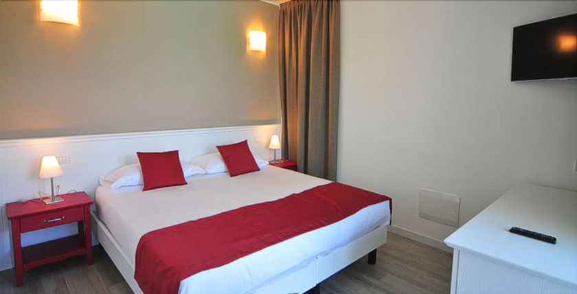 Imagen de la habitación del Hotel Resort Le Vele. Foto 7