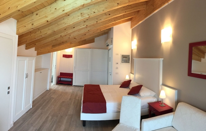 Imagen de la habitación del Hotel Resort Le Vele. Foto 12