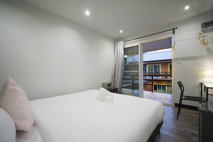 Imagen de la piscina del Hotel Resort M - Mrt Huai Kwang. Foto 18
