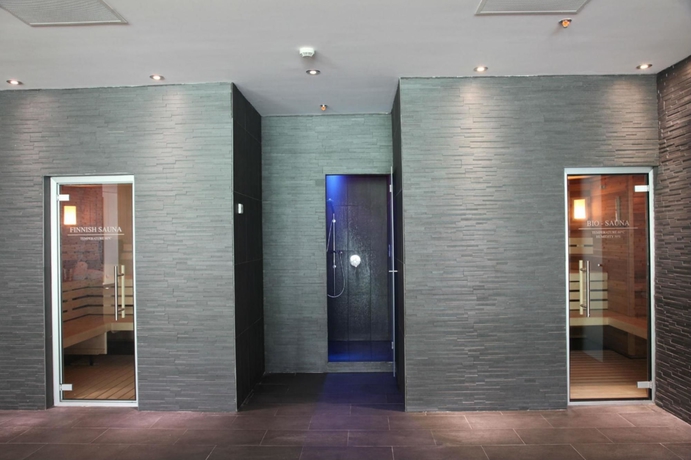 Imagen de la piscina del Hotel Resort Marina Di Castello Golf and Spa. Foto 13