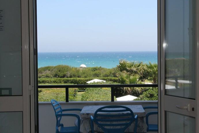 Imagen general del Hotel Resort Puntacassano. Foto 8