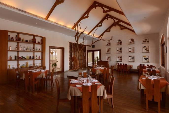 Imagen del bar/restaurante del Hotel Resort Rio. Foto 2