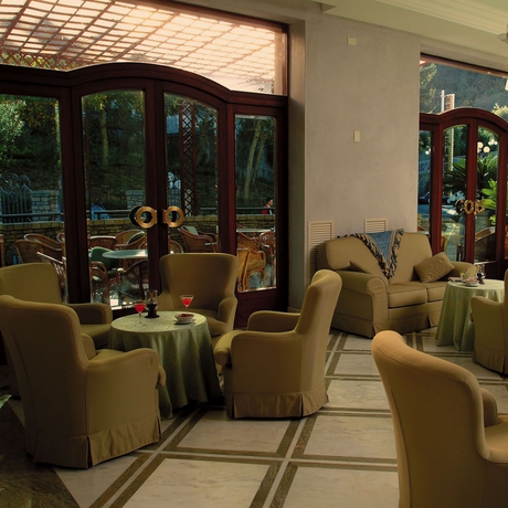 Imagen de los interiores del Hotel Resort Sant'angelo and Spa. Foto 8