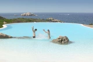 Imagen de la piscina del Hotel Resort Valle dell'Eica Talasso & Spa. Foto 4