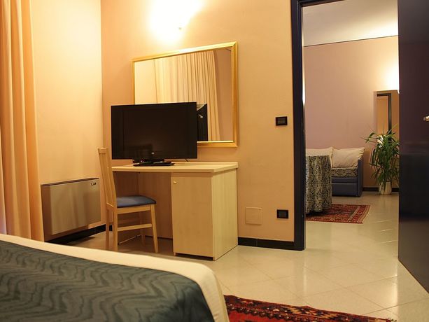 Imagen de la habitación del Hotel Resort Villa. Foto 7