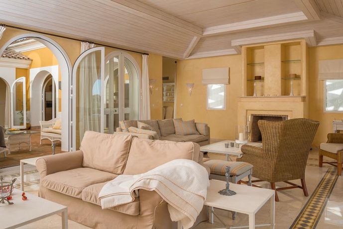 Imagen de la habitación del Hotel Resort Villas Andalucia. Foto 4