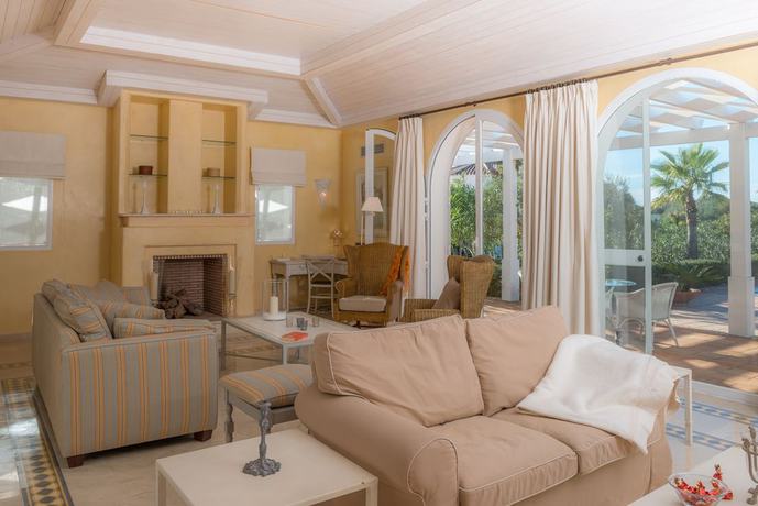 Imagen de los interiores del Hotel Resort Villas Andalucia. Foto 15