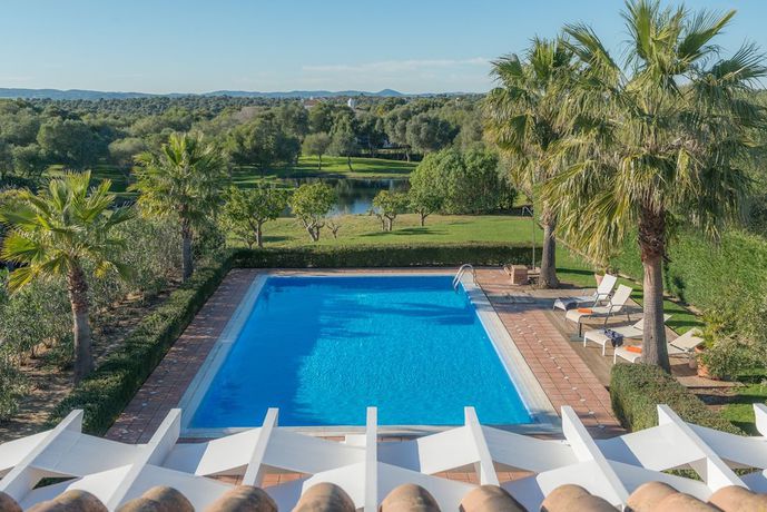 Imagen de los exteriores del Hotel Resort Villas Andalucia. Foto 13