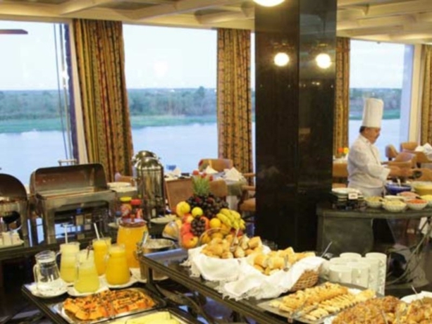 Imagen general del Hotel Resort Yacht Y Golf Club Paraguayo. Foto 5