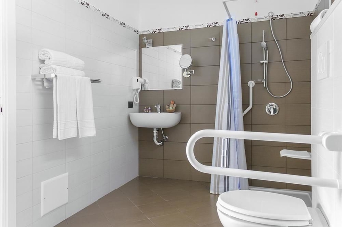 Imagen de la habitación del Hotel Resort and Winery Bosco De Medici. Foto 13