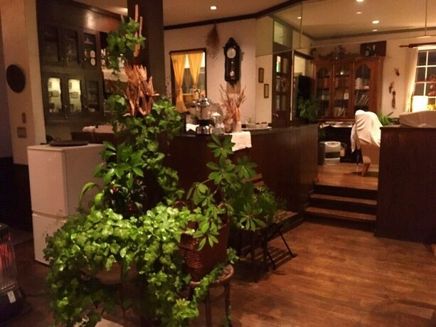 Imagen del bar/restaurante del Hotel Resort inn BON CHIC. Foto 21