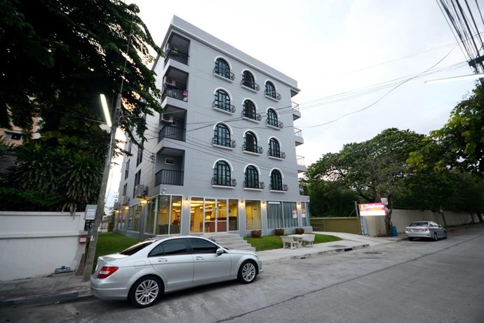 Imagen de los interiores del Hotel Resortel Lat Phrao 91. Foto 11