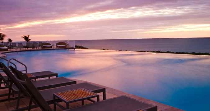 Imagen de la piscina del Hotel Resorts World Bimini. Foto 8