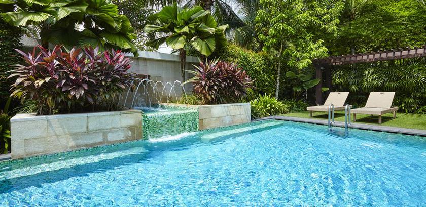 Imagen de la piscina del Hotel Resorts World Sentosa - Crockfords Tower. Foto 10