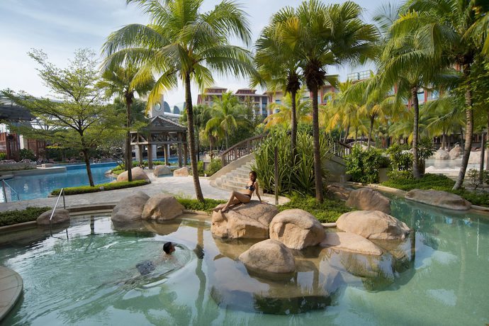 Imagen de la piscina del Hotel Resorts World Sentosa - Hard Rock. Foto 20