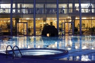 Imagen de la piscina del Hotel Respect Hall Resort. Foto 6