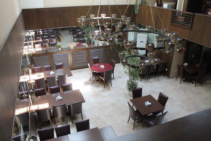 Imagen del bar/restaurante del Hotel Rest, Ankara. Foto 8