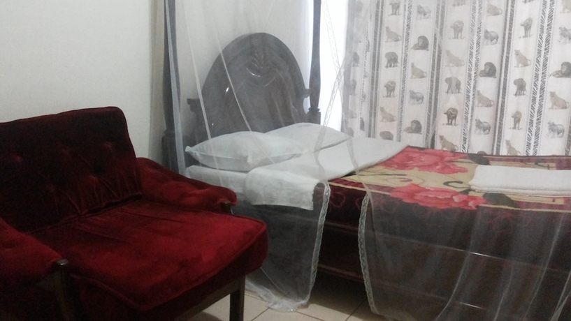 Imagen de la habitación del Hotel Rest Gardens. Foto 7