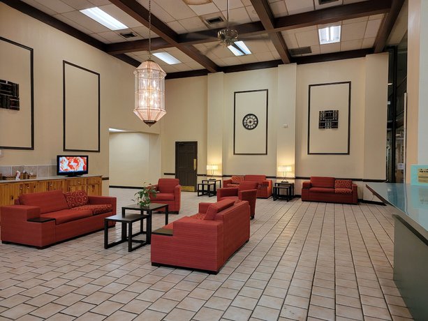 Imagen general del Hotel Rest Inn - Extended Stay, I-40 Airport, Wedding And Event Center. Foto 1