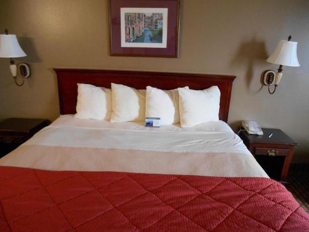 Imagen general del Hotel Rest Inn Fort Smith. Foto 7