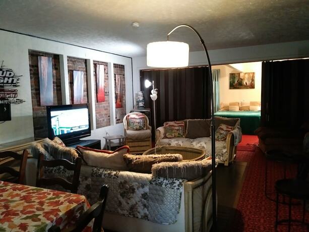 Imagen de la habitación del Hotel Rest Stop 6 Inn. Foto 18