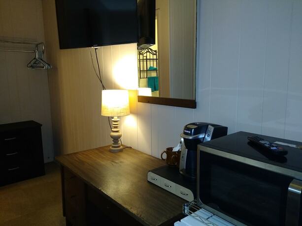 Imagen general del Hotel Rest Stop 6 Inn. Foto 9