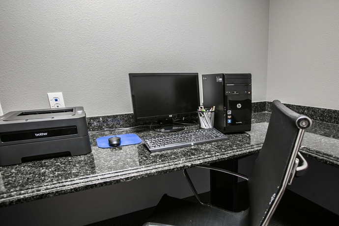 Imagen de la habitación del Hotel Rest Well Inn and Suites. Foto 8
