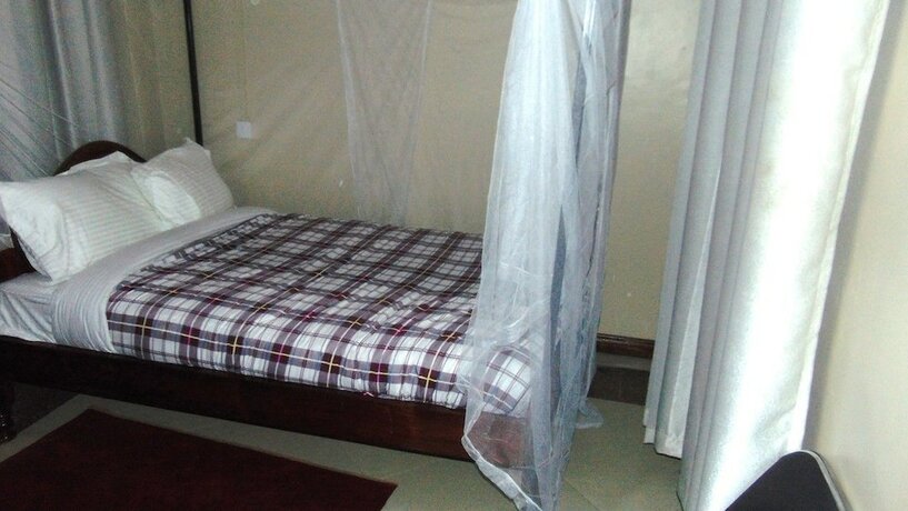Imagen de la habitación del Hotel Rest-Inn Lodge. Foto 10