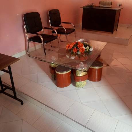 Imagen de los interiores del Hotel Restal. Foto 19