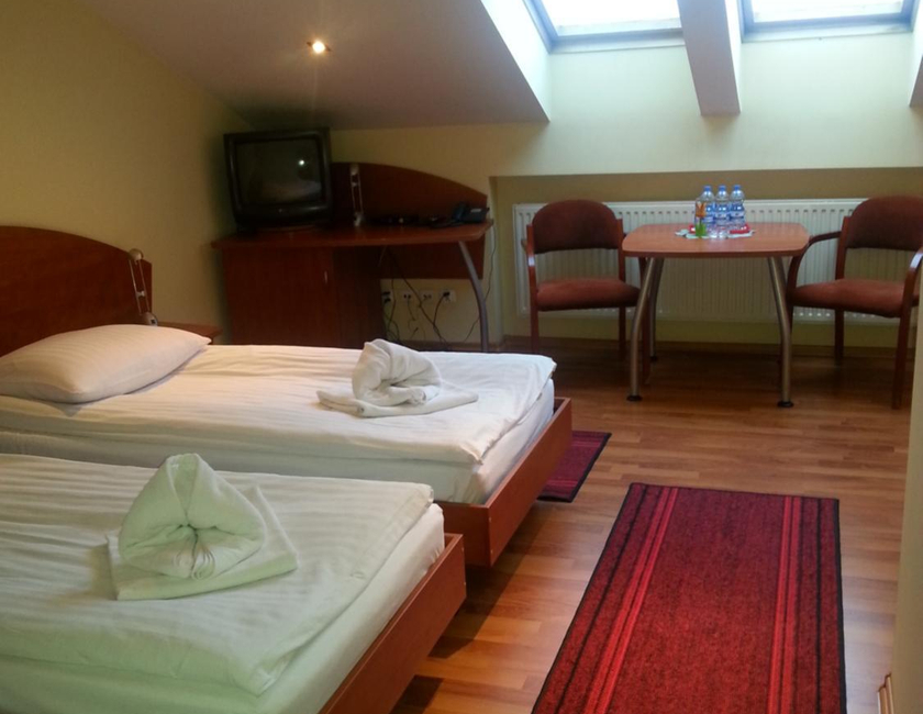 Imagen general del Hotel Restauracja Kinga. Foto 2