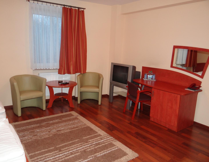 Imagen general del Hotel Restauracja Kinga. Foto 22