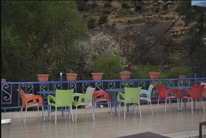 Imagen de los exteriores del Hotel Restaurant Asgaour. Foto 13