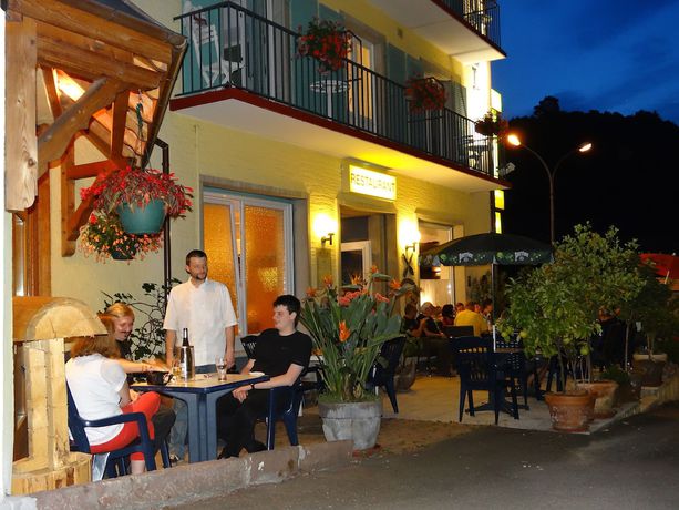 Imagen de la habitación del Hotel Restaurant Aux Bruyères. Foto 10