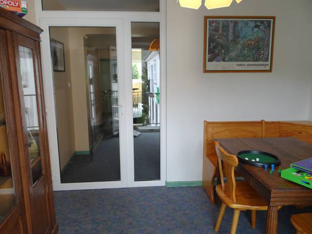 Imagen de los interiores del Hotel Restaurant Aux Bruyères. Foto 19