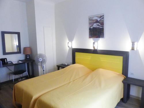 Imagen de la habitación del Hotel Restaurant Aux Deux Roses. Foto 5
