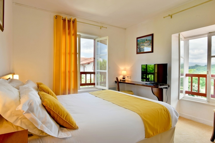 Imagen de la habitación del Hotel Restaurant Baratxartea. Foto 15