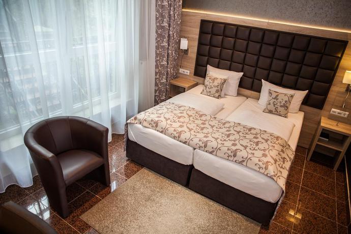 Imagen de la habitación del Hotel Restaurant Barbarossahof. Foto 7