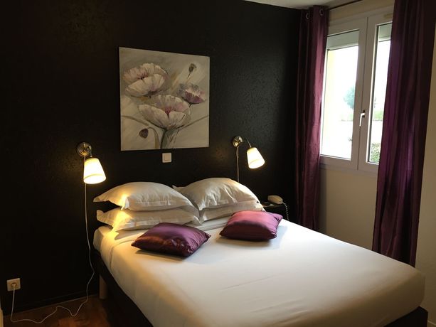 Imagen de los interiores del Hotel Restaurant Baryton. Foto 9