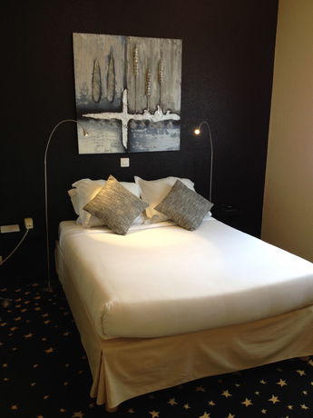 Imagen del bar/restaurante del Hotel Restaurant Baryton. Foto 3