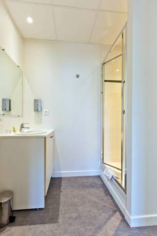 Imagen de la habitación del Hotel Restaurant Bellevue, Annecy. Foto 3