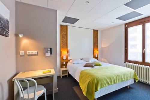 Imagen de la habitación del Hotel Restaurant Bellevue, Annecy. Foto 11