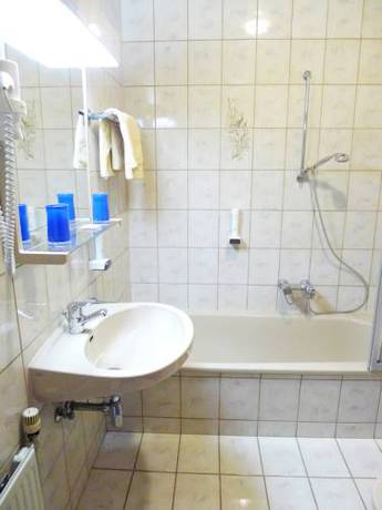 Imagen de la habitación del Hotel Restaurant B&ouml;ck roter Hahn. Foto 13