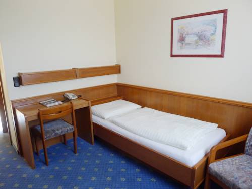 Imagen de la habitación del Hotel Restaurant B&ouml;ck roter Hahn. Foto 16