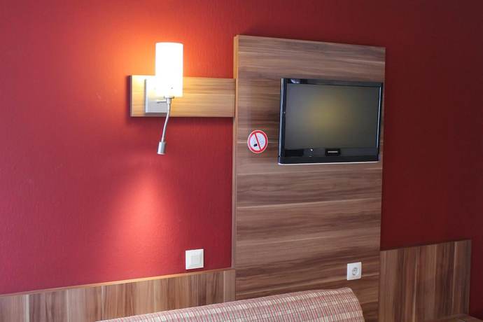Imagen de la habitación del Hotel Restaurant Caf&eacute; Uhl. Foto 4